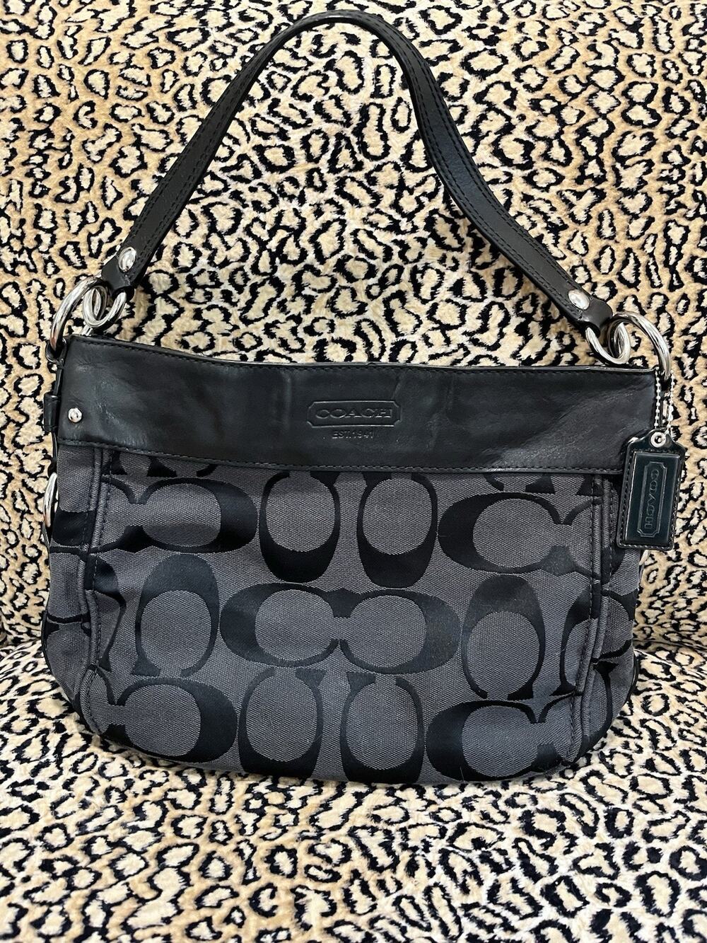 Coach Zoe Hobo Bag Soho Black Signature Bag